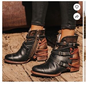 Freebird Crue Booties Black multi